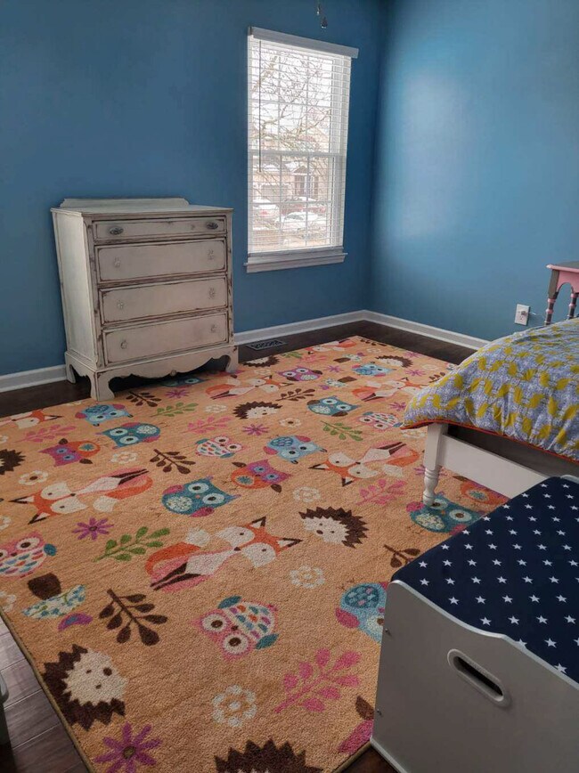 Building Photo - 104 Windsor Ct