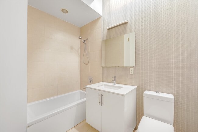 Building Photo - 50 Dey St