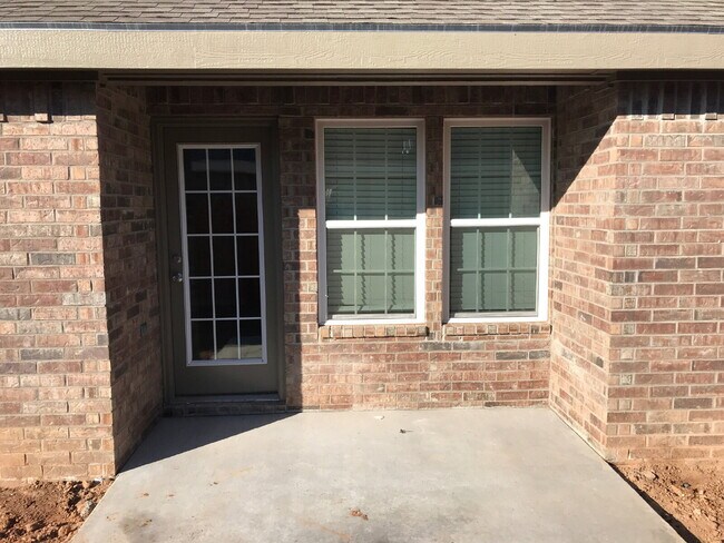 Building Photo - Wonderful 3 Bed 2 Bath in Willow Bend!