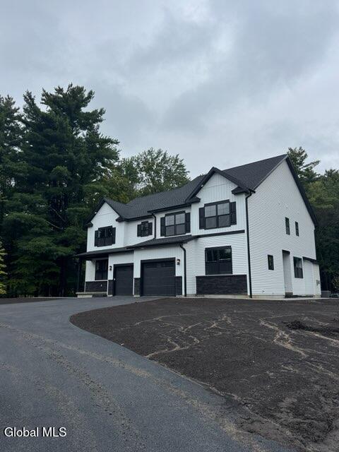 Building Photo - 471 Grooms Rd