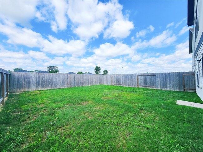 Building Photo - 14503 Sweet Cherry Dr