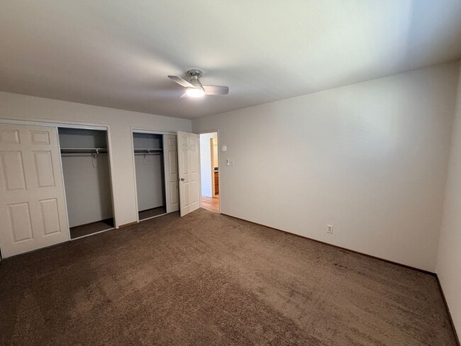 Building Photo - 1817 Foxworthy Ave