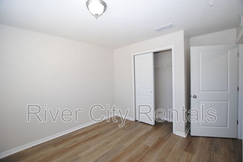 Building Photo - 6541 Sweetbay Ln