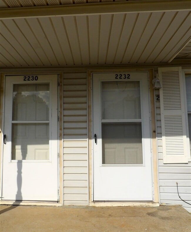 Building Photo - 2232 NW 25th St