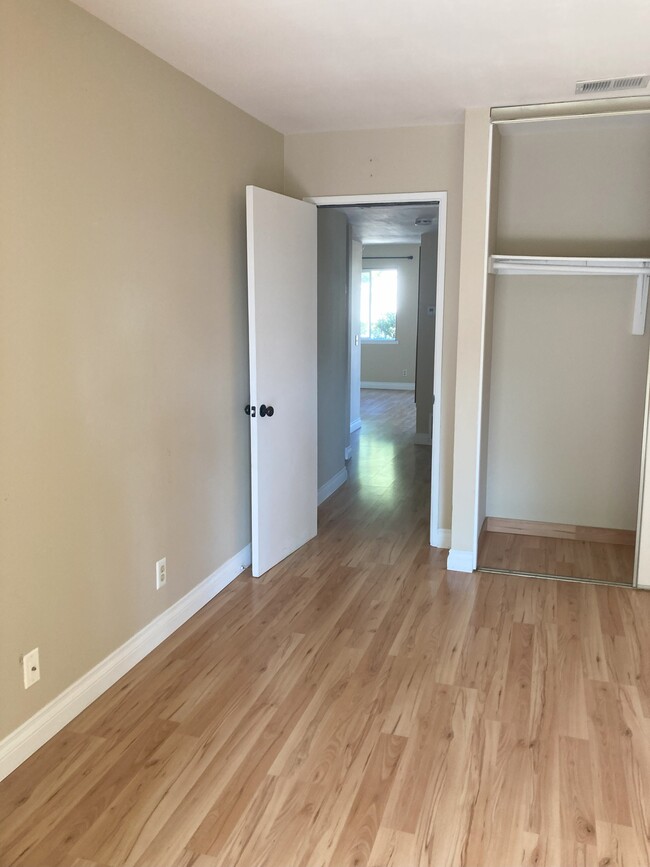 Building Photo - 3930 San Lorenzo Ct