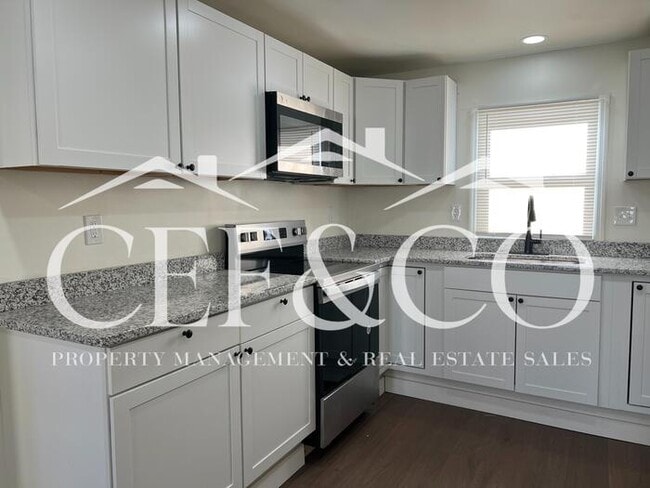 Building Photo - Beautifully maintained 4-bedroom, 3-bath home now available in Duncan!