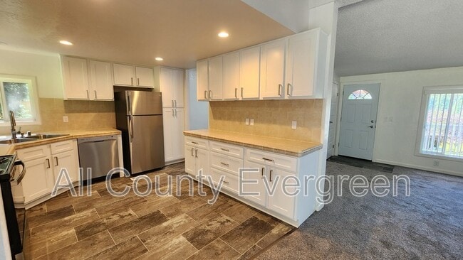 Building Photo - 33425 Benbow Dr E