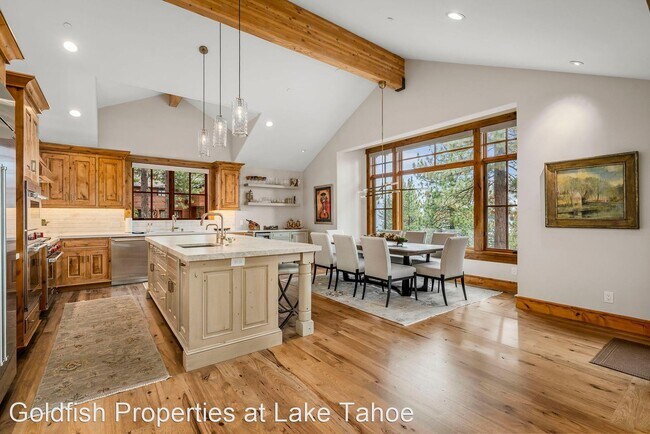 Building Photo - 5 br, 5.5 bath House - 597 Fallen Leaf