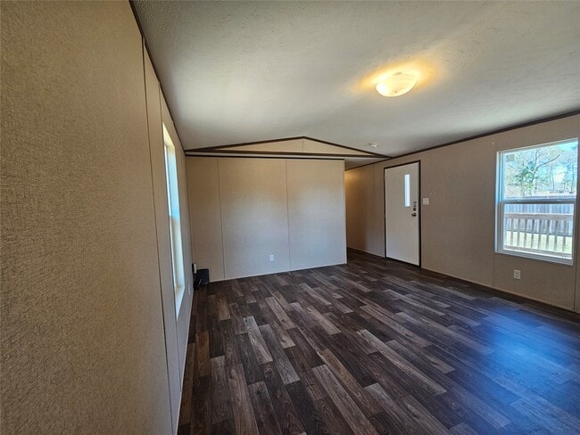 Building Photo - 16299 Crockett Martin Ests Dr