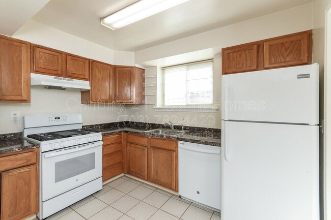 Building Photo - 3822 Keller Ave