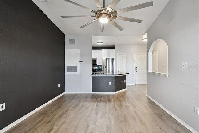 Building Photo - 5000 Culbreath Key Way