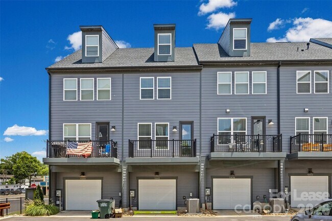Building Photo - 5640 Kingspan Dr