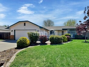 Building Photo - 2839 W Santa Clara Dr