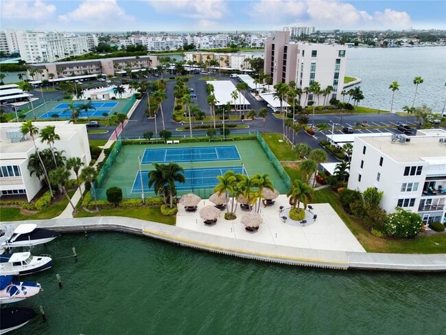 Building Photo - 7625 Sun Island Dr S