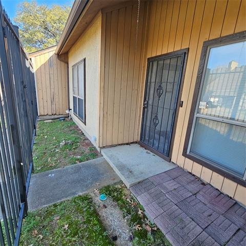 Building Photo - 1521 Gailbrook Ln