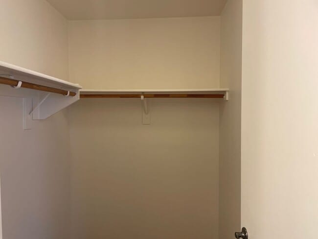 Building Photo - Beautiful Modern New 3Bdm 2Ba Home, Easy A...