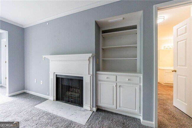 Building Photo - 27306 Plantation Dr NE