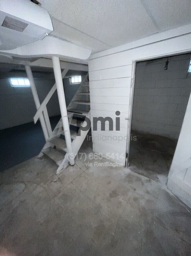 Building Photo - 3539 N Euclid Ave