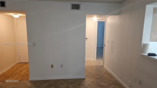 Building Photo - 815 Boynton Beach Blvd