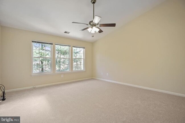 Building Photo - 4002 Rosemeade Dr