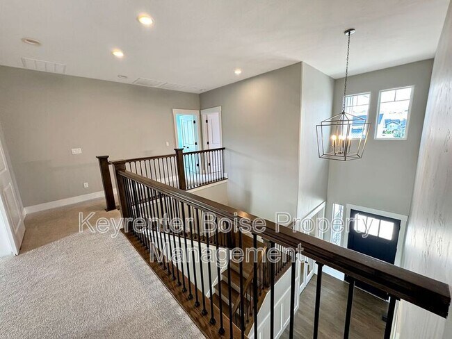 Building Photo - 8081 W Brooks Dr