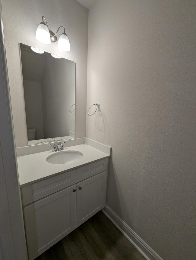 Building Photo - 5723 Sandy Walk St