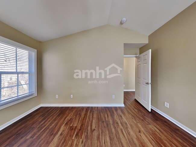 Building Photo - 1232 Sweetgrass St