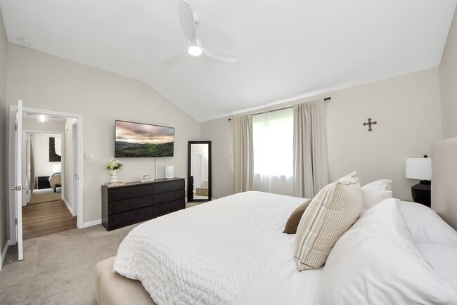 Building Photo - 18019 Autumn Hills Dr