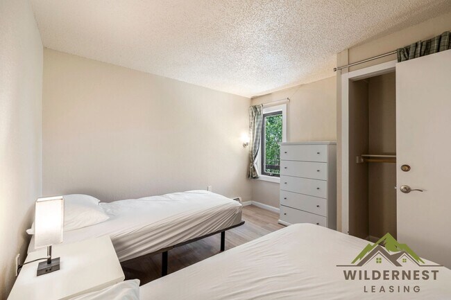 Building Photo - Fully Remodeled Gold Camp 2 Bed/1Bath