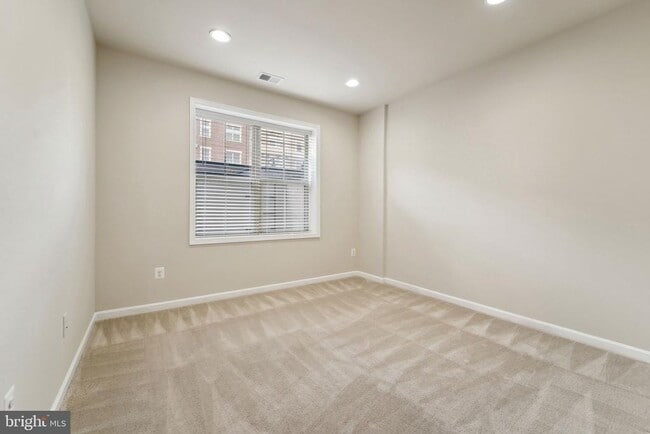 Building Photo - 13706 Petrel St