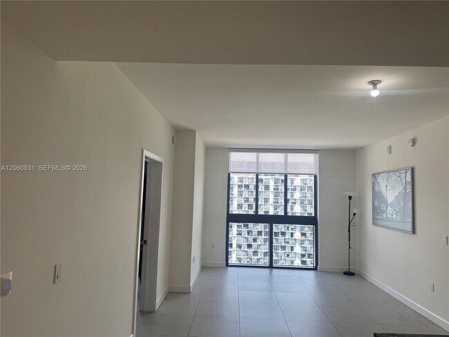 Building Photo - 5350 NW 84th Ave