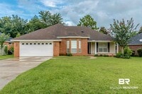 Building Photo - 10610 S Side Loop