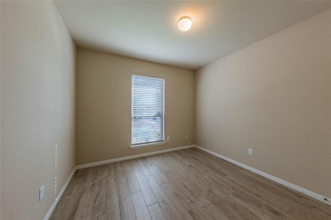 Building Photo - 15111 Verela Dr