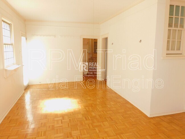Building Photo - 1224 Glade St NW