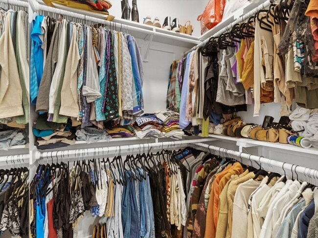 Building Photo - 3517 Mission St