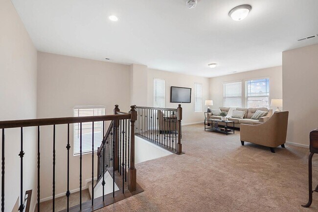 Building Photo - Beautiful Five Bedroom Home in Indian Trail!