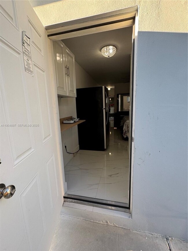 Building Photo - 19035 NW 11th Ct