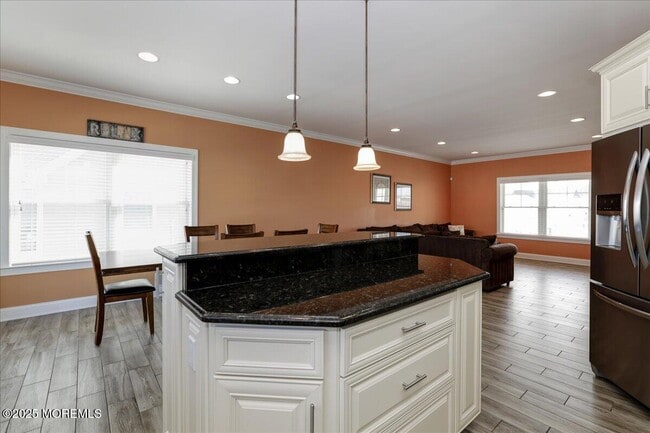 Building Photo - 1874 Compass Ct