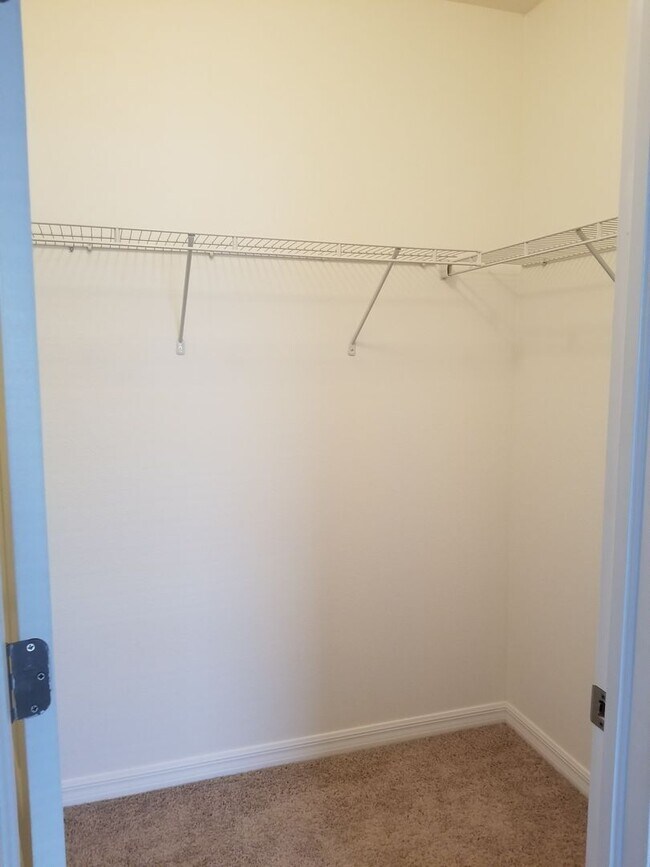 Building Photo - There’s No Place Like This 2-Story 3 BR, 2.5 BA Hidden River Townhome!