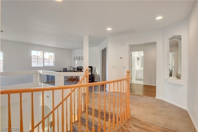 Building Photo - 1721 Sweet Pea Ave