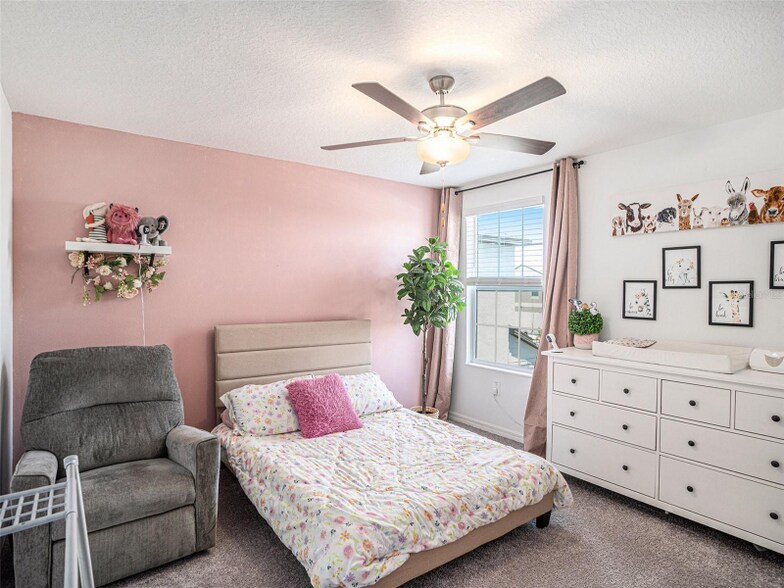 Building Photo - 2870 Silver Scallop Lp