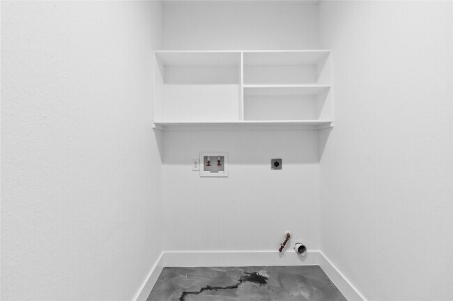 Building Photo - 7619 Omaha Dr