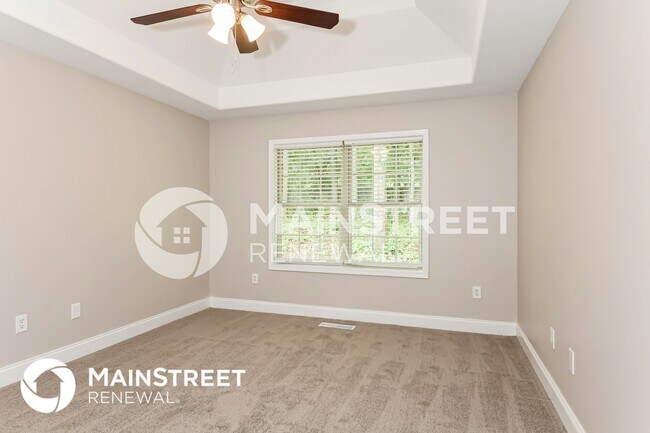 Building Photo - 3823 Refinement Way