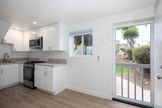 Building Photo - Remodeled Ocean Beach 1 Bedroom on Del Mar Ave ~ ALL UTILITIES INCLUDED!
