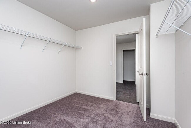 Building Photo - 4028 White Pne Ln