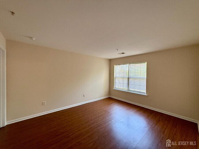 Building Photo - 1315 Fernwood Ct