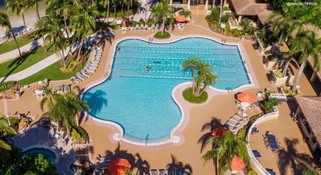 Building Photo - 10770 NW 66th St