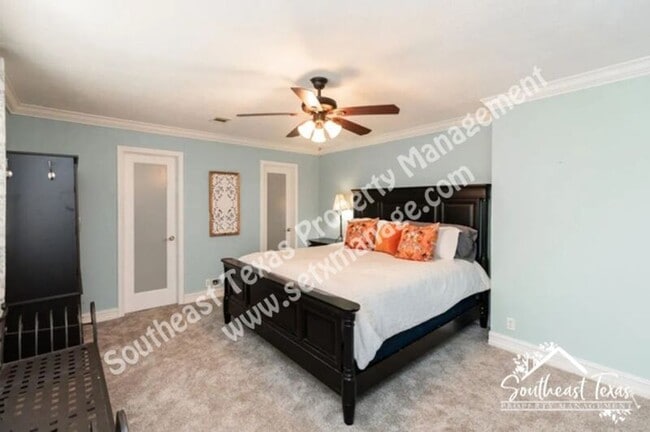 Building Photo - 6030 Zenith St