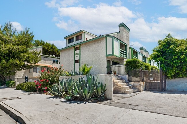Primary Photo - Bright, spacious Van Nuys 3-level townhome