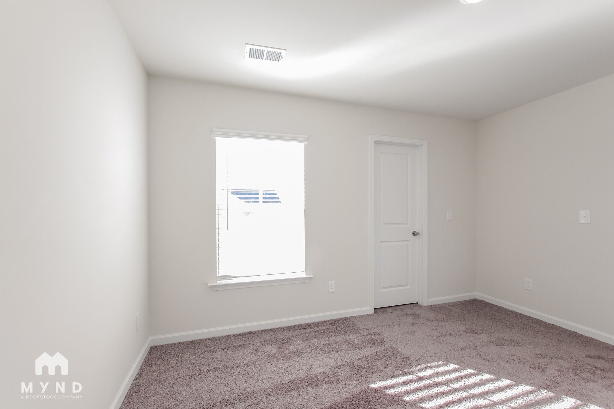 Building Photo - 135 King Buck Dr